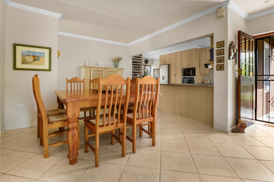 3 Bedroom Property for Sale in The Island Western Cape